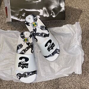 NWT- 2Pac- White and Black Women's Slides